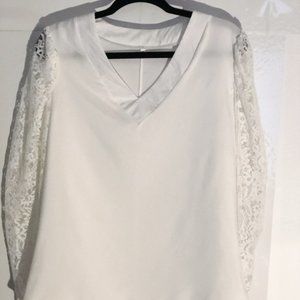 Lace sleeve blouse